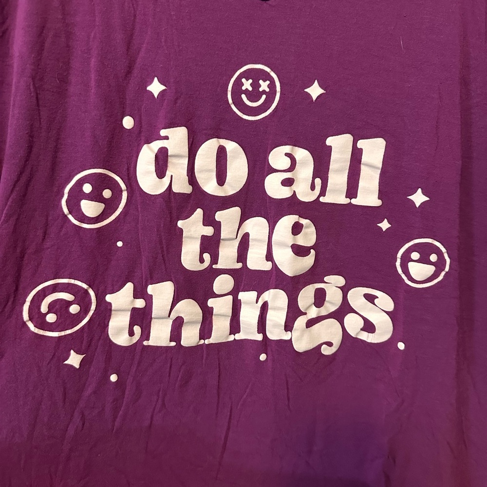 $5 - GRAB IT NOW! 
LuLaRoe Graphic Tee - Picture 2 of 4